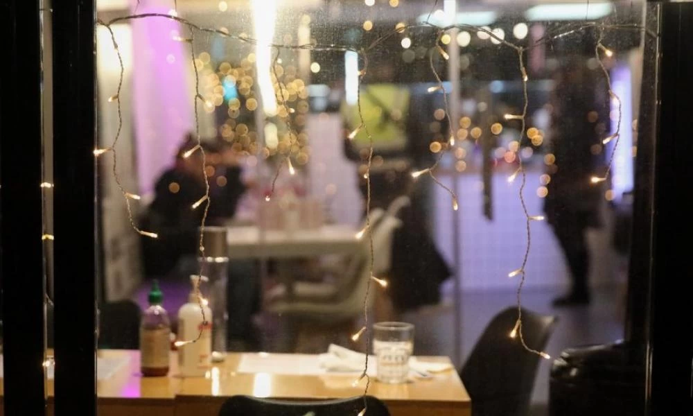Στο "τραπέζι" έχει πέσει μερική χαλάρωση των μέτρων από 17 Ιανουαρίου